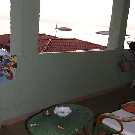 S'archittu Bed&breakfast ס'ארקיטו קוליירי